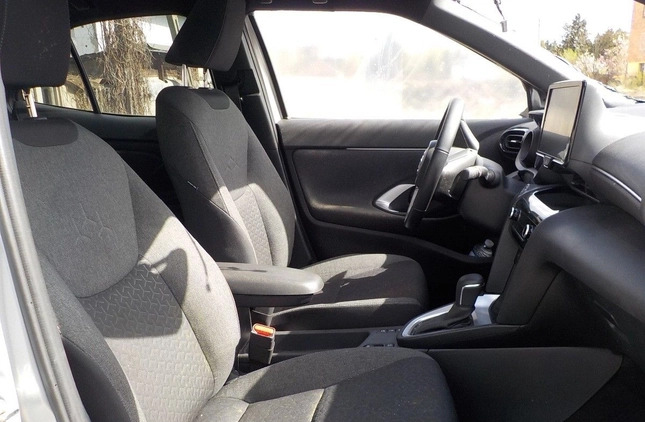Toyota Yaris Cross cena 39900 przebieg: 28644, rok produkcji 2022 z Kleczew małe 326